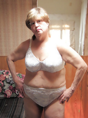 grandmother vagina porno photo